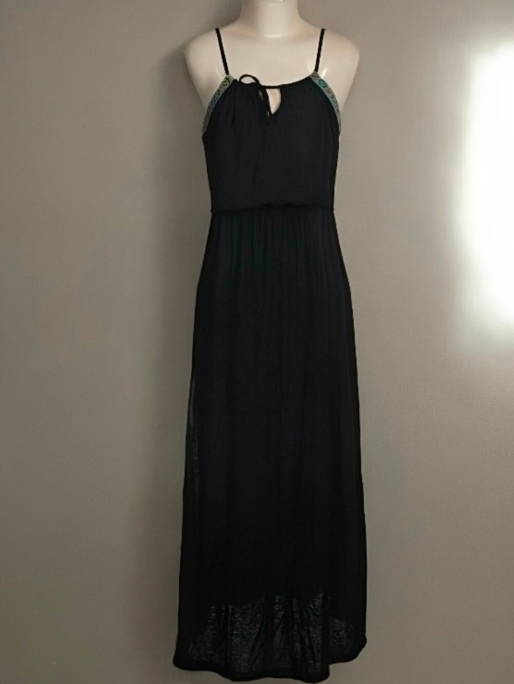 Ultra Flirt Black Spaghetti-Strap Maxi Dress with Keyhole Tie